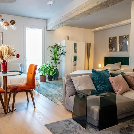 Piazza Maggiore Santa Margherita Rooms-2